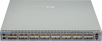 7050X3, 32x100GbE QSFP100 & 2xSFP+ switch, front-to-rear air, 2xAC